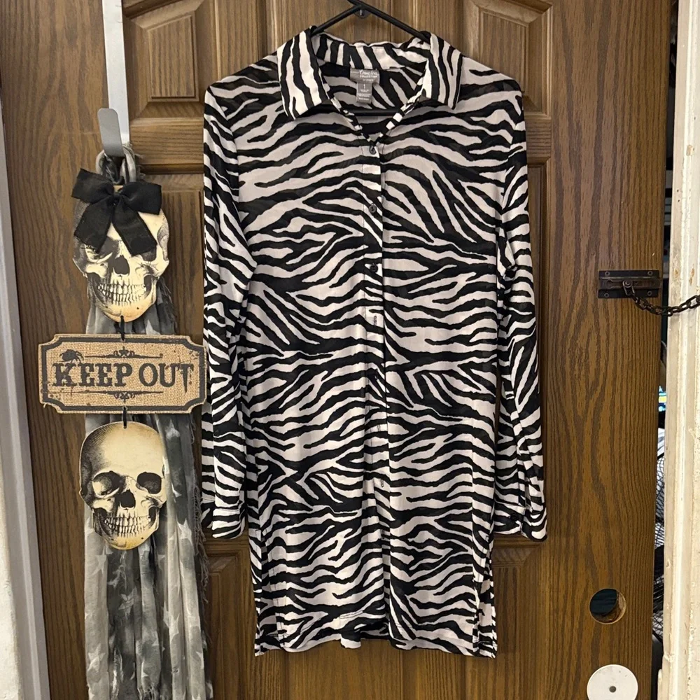 Zebra Print Mesh Button Up - Picture 3 of 9
